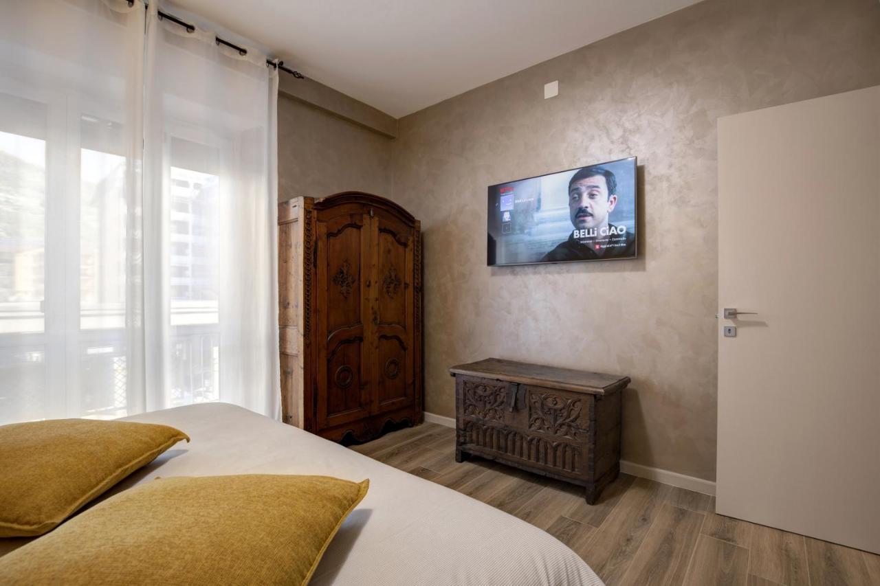 La Lupa Apartment - In The Heart Of Aosta With Car Box Exteriör bild