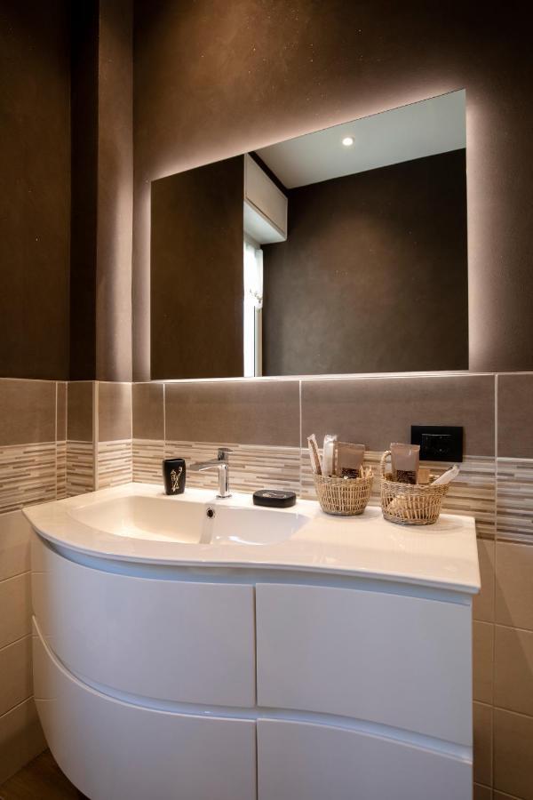 La Lupa Apartment - In The Heart Of Aosta With Car Box Exteriör bild