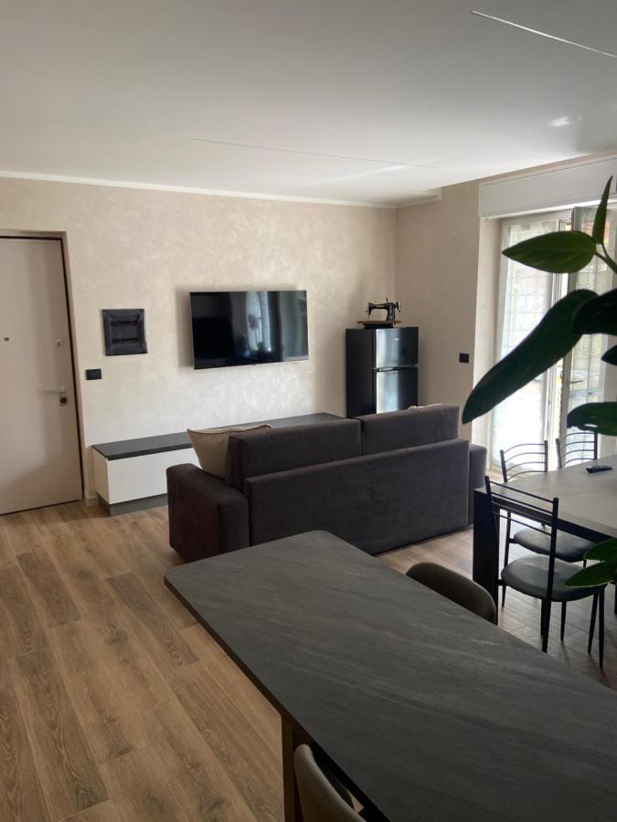 La Lupa Apartment - In The Heart Of Aosta With Car Box Exteriör bild